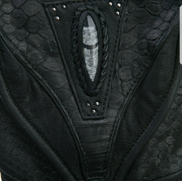 *SOLD* Jungle Tribe 'Predator' - leather hip bag - Picture 2 of 7